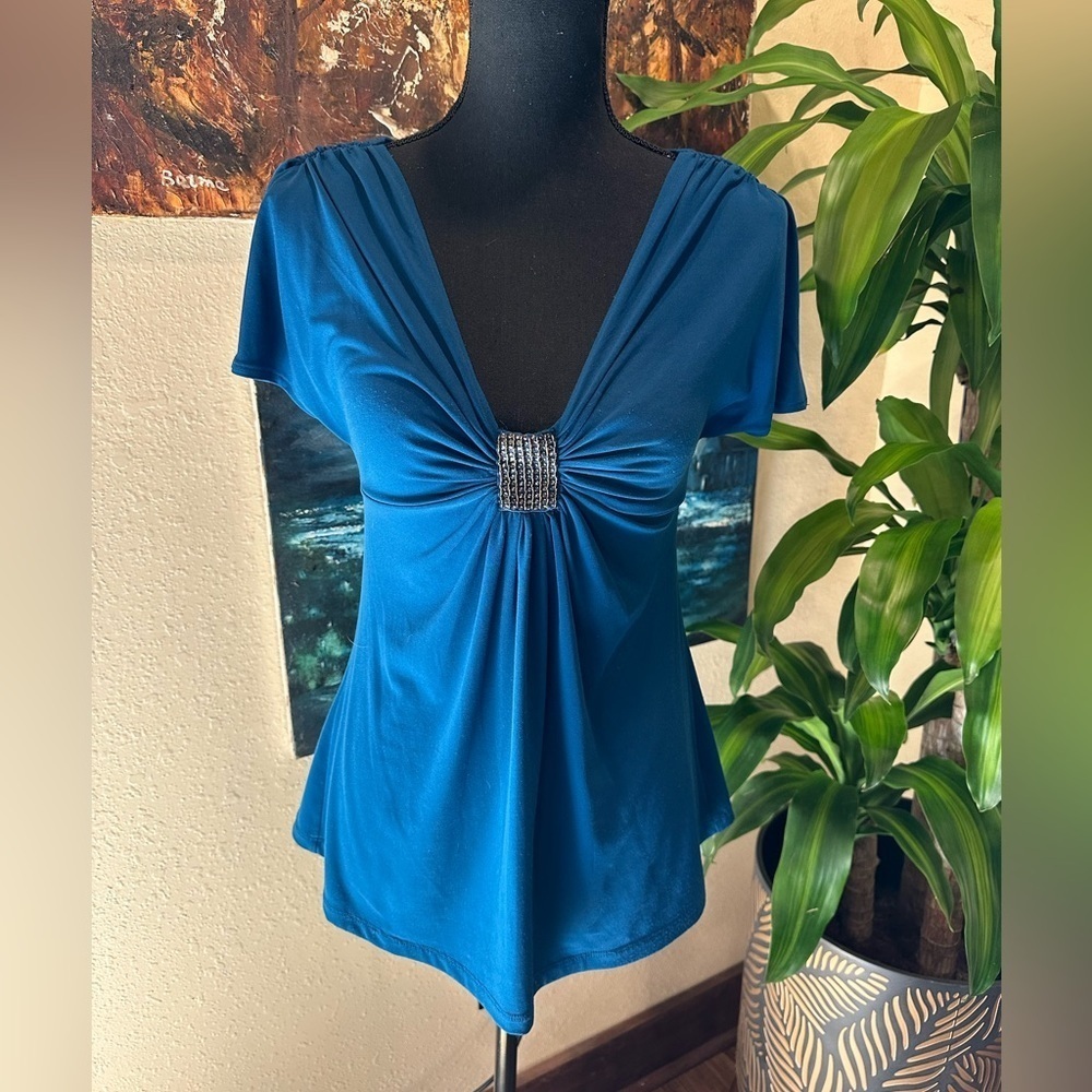 GUC EXPRESS RHINESTONES FRONT BLUSE BLUE FOAM SZ S